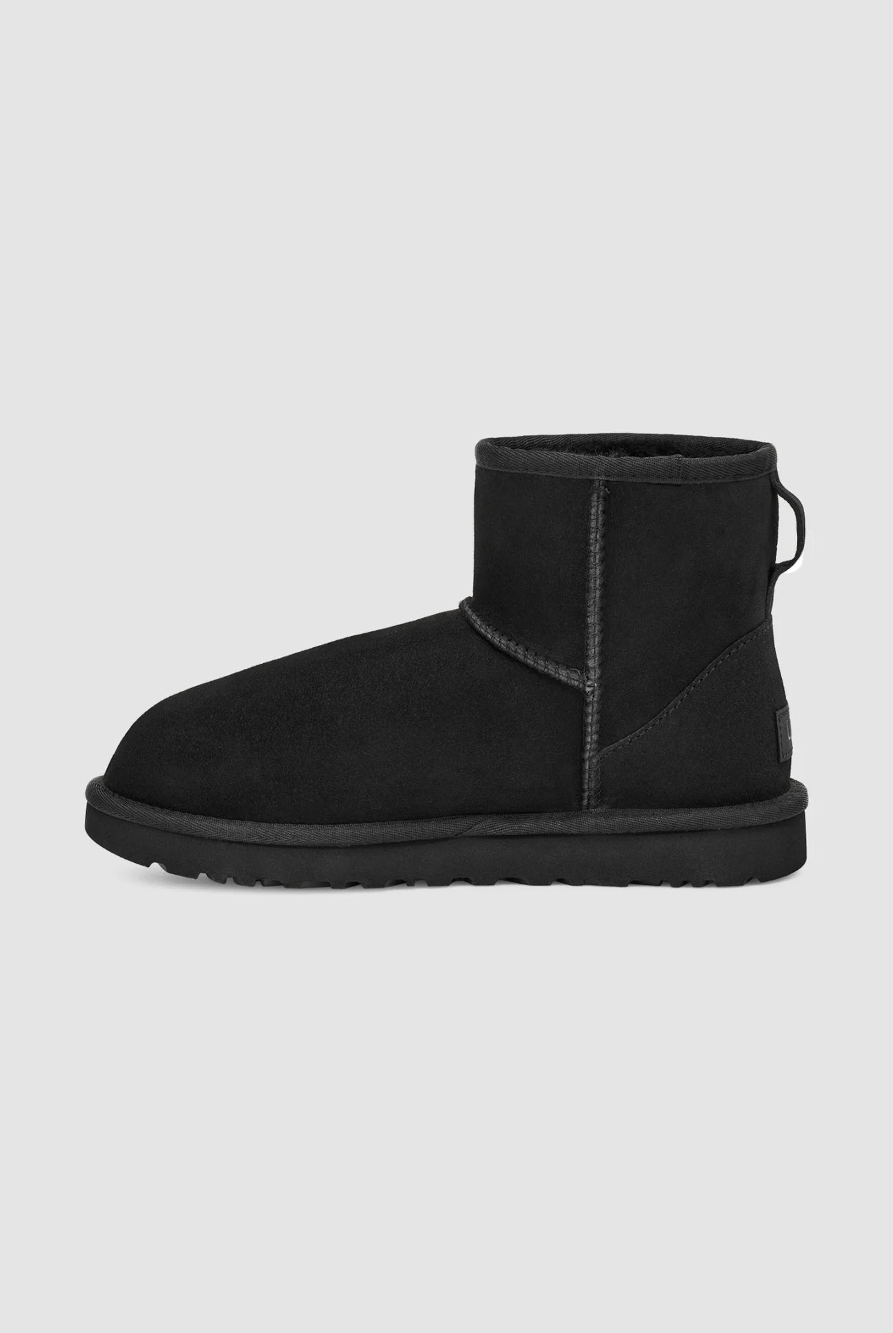 UGG W Classic Mini II Black - hvittrad.no