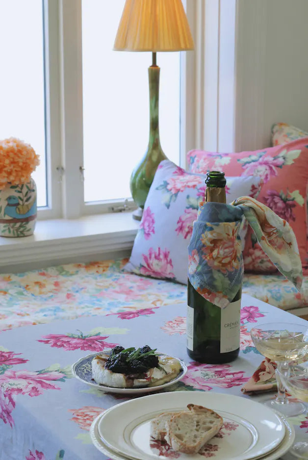 byTiMo Napkin Blue Floral - hvittrad.no