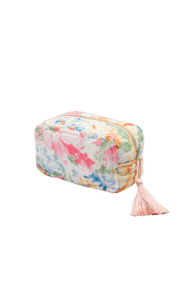 byTiMo Cosmetic Bag Linen Pink Floral - hvittrad.no