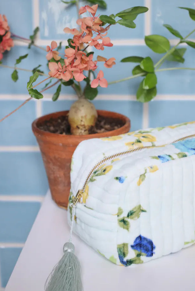 byTiMo Cosmetic Bag Velvet Midsummer - hvittrad.no