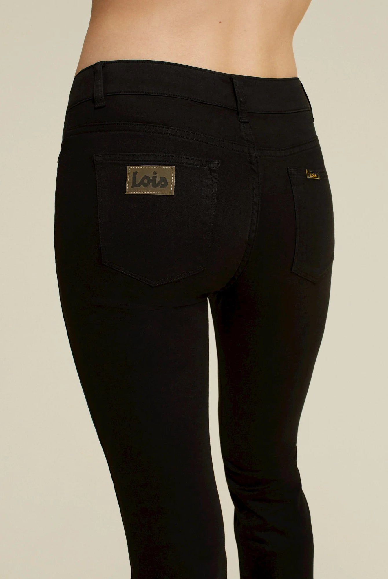 Lois Raval-16 5043 Lea Soft – Colour Black - hvittrad.no