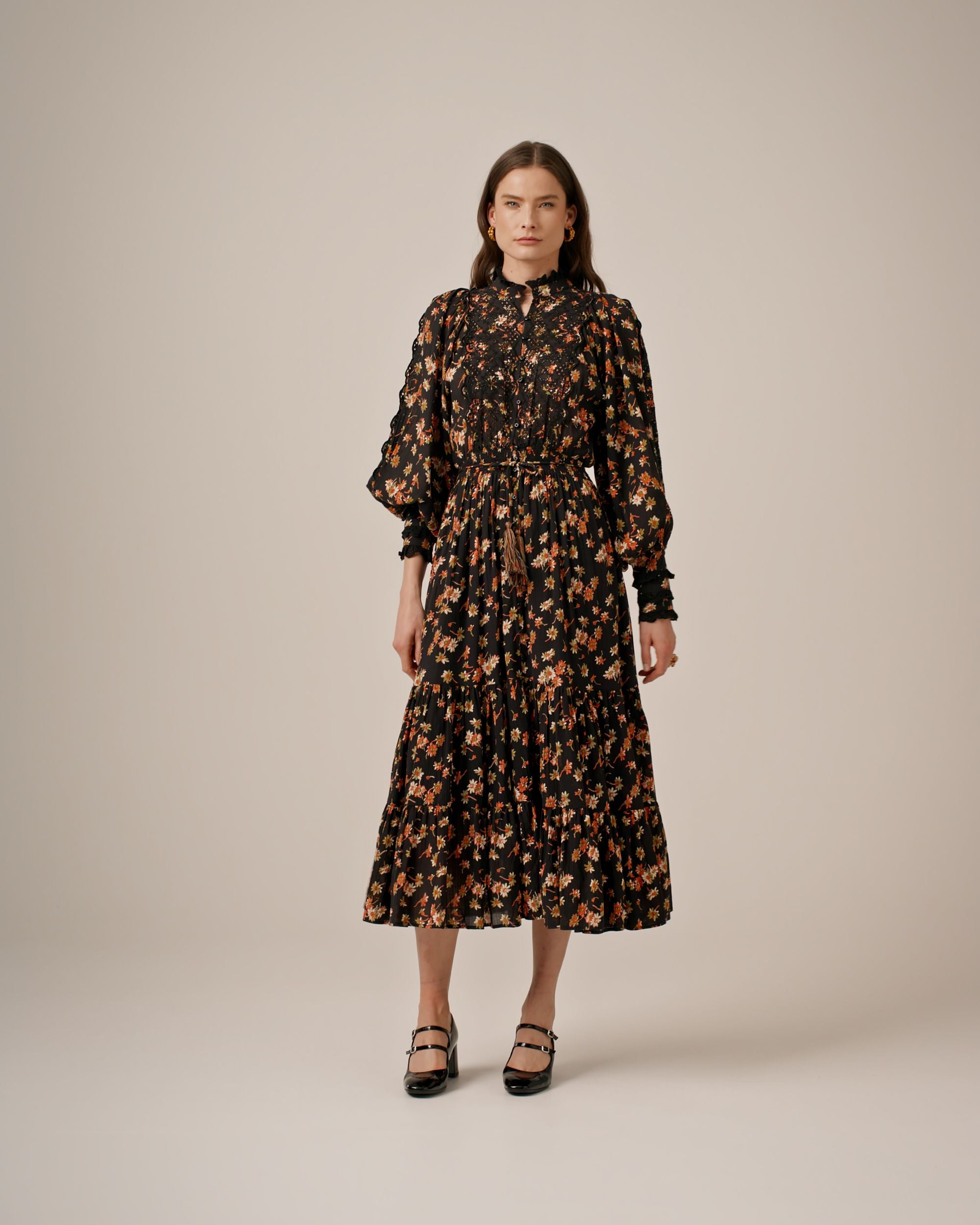 byTiMo Cotton Slub Midi Dress Midnight Daisy - hvittrad.no