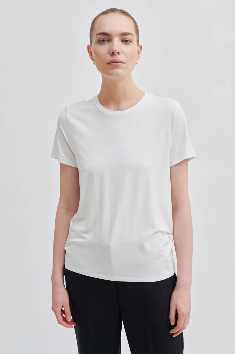Second Female Ello New SS Tee White - hvittrad.no
