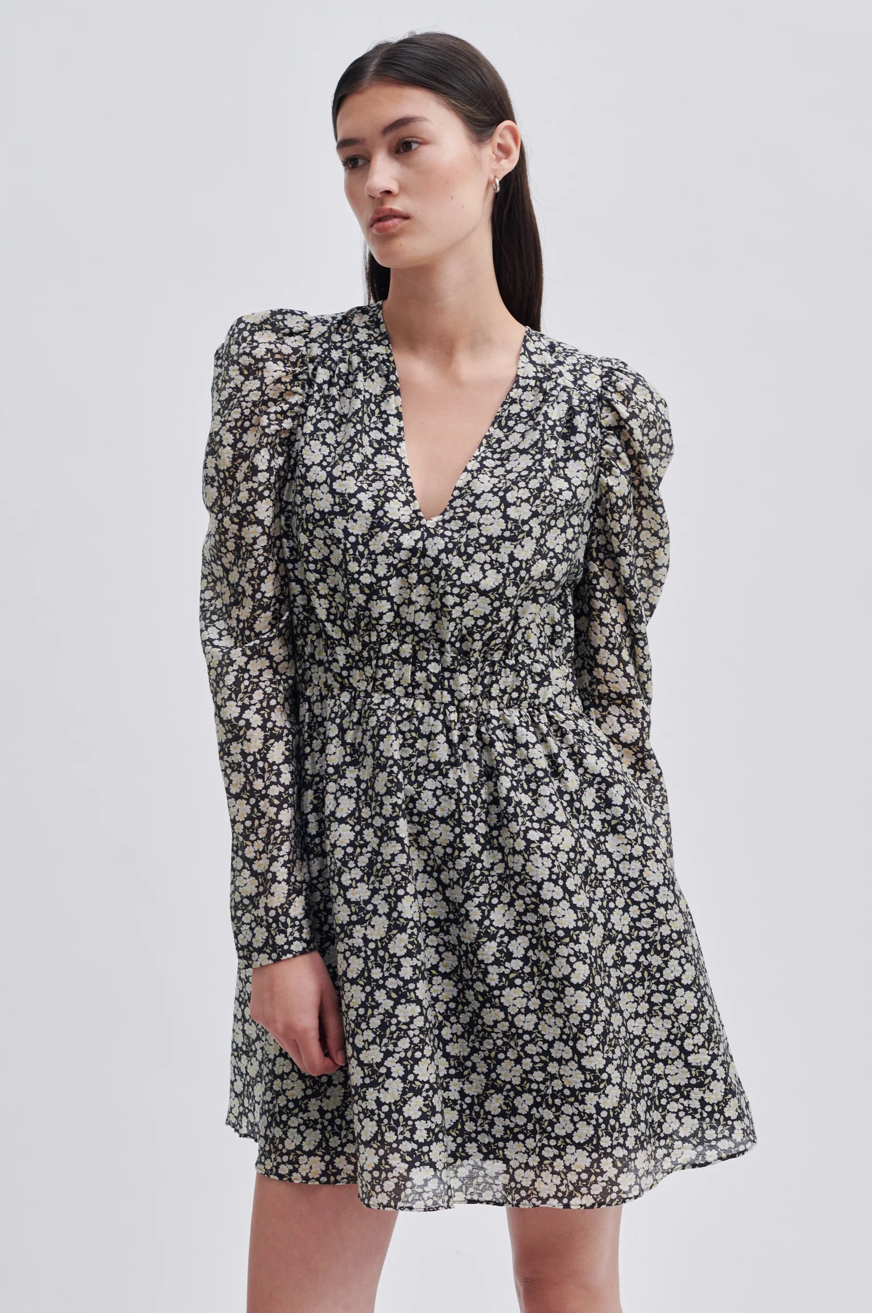 Second Female Vivi Dress Black - hvittrad.no