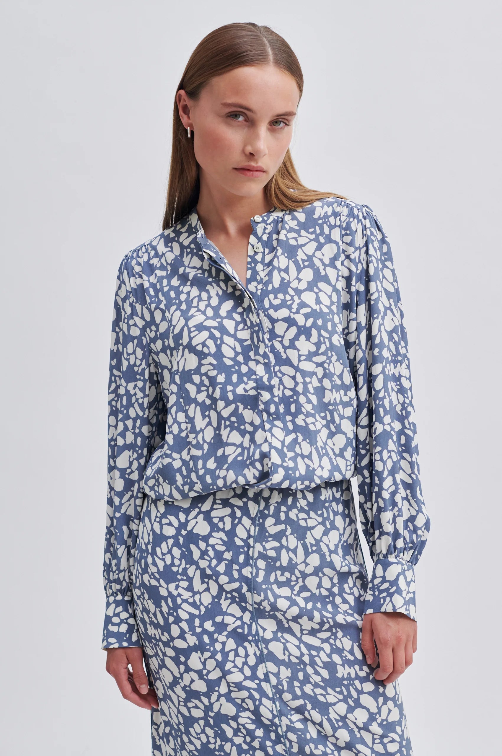 Second Female Jo Shirt Stormy Weather - hvittrad.no