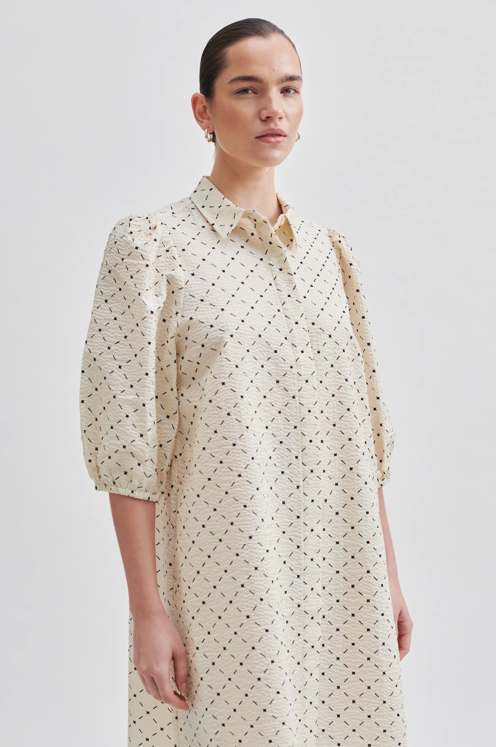 Second Female Esa Dress Pumice Stone - hvittrad.no