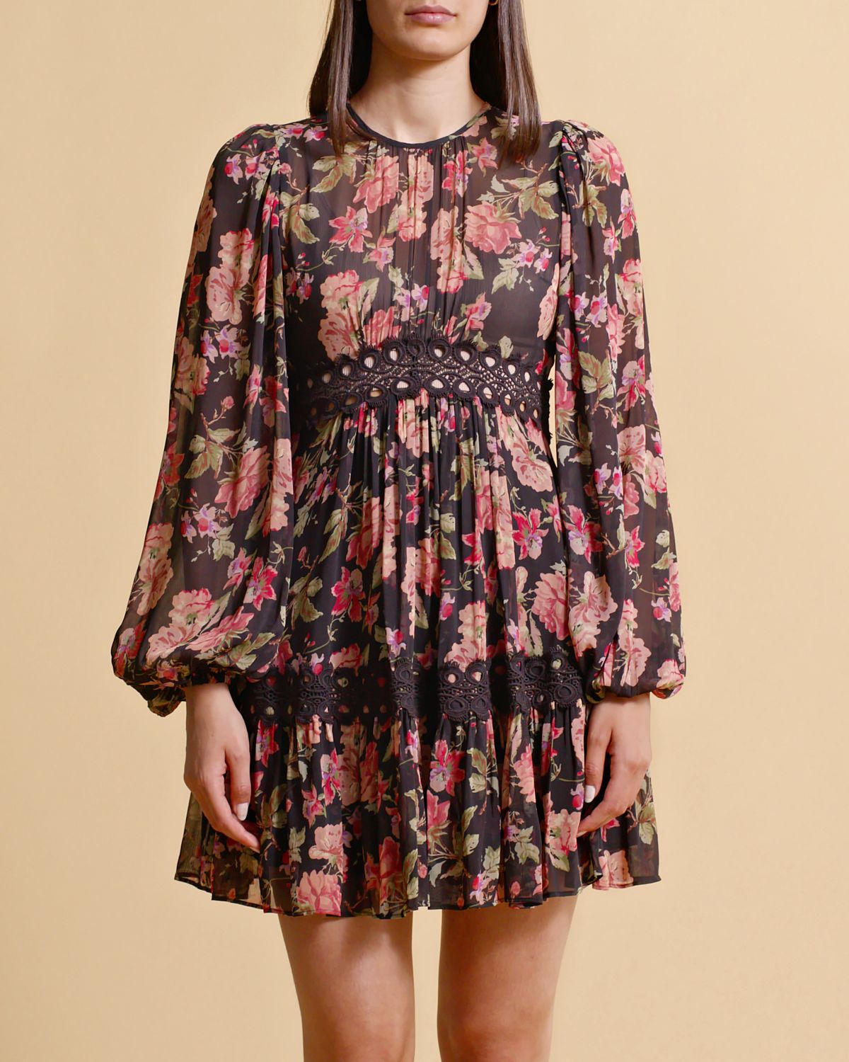 byTiMo Georgette Lace Mini Dress Midnight Blush - hvittrad.no