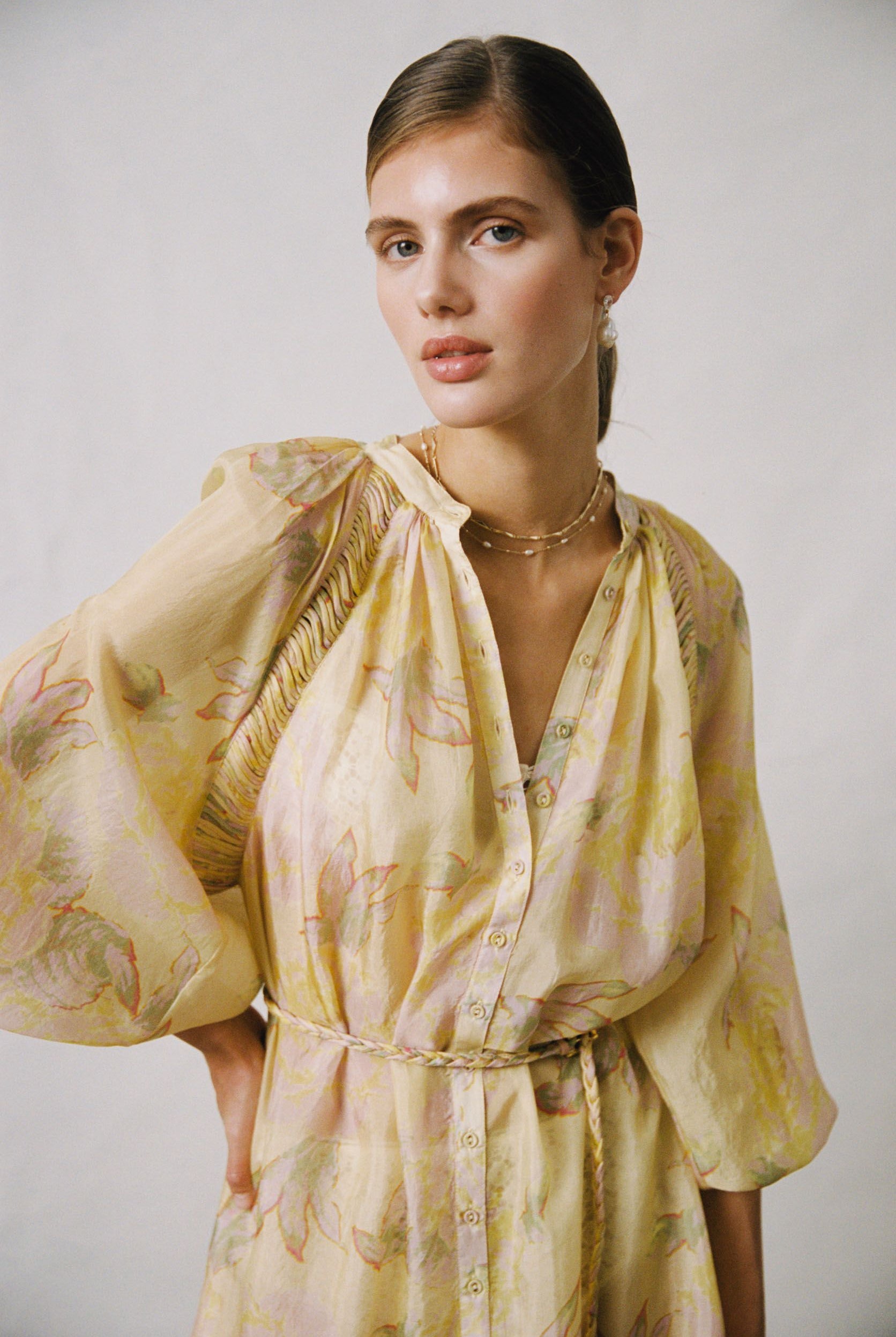 byTiMo Cupro Shift Dress Yellow Rose - hvittrad.no