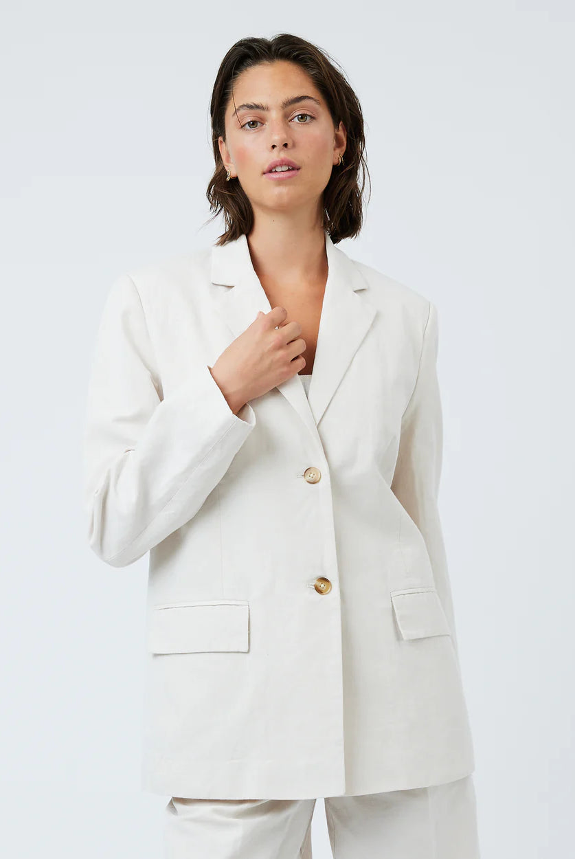 Minimum Brikka 9843 Blazer Coco Milk - hvittrad.no