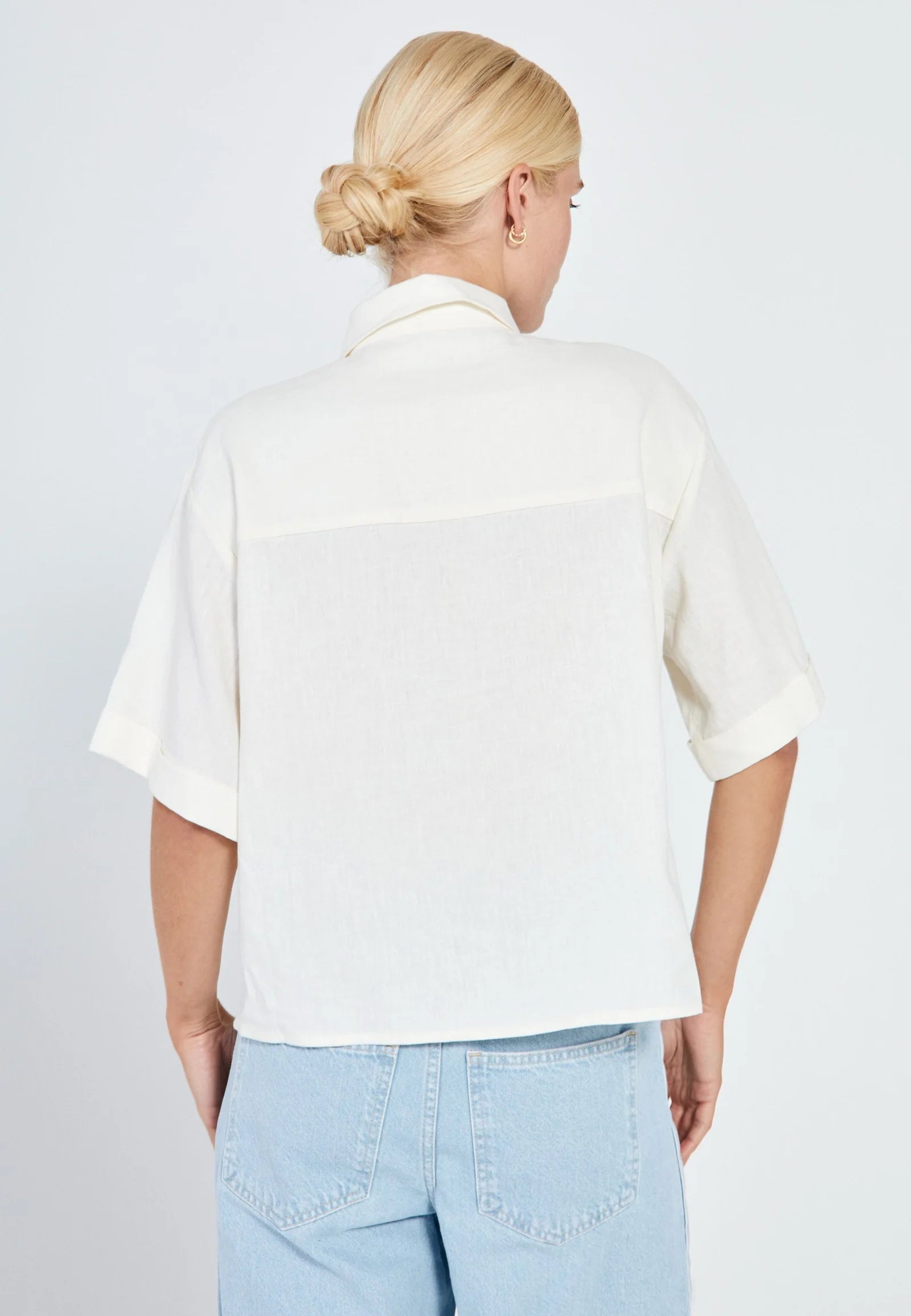 NORR Esma Short Shirt Off-White - hvittrad.no
