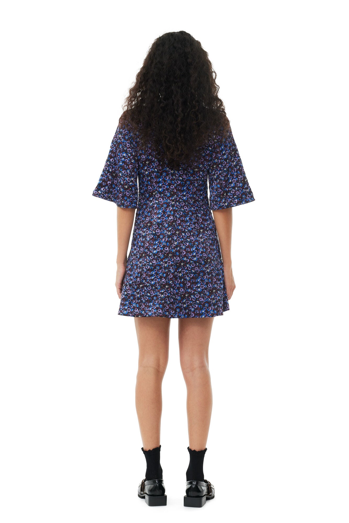 Ganni Crinkled Satin V-Neck Mini Dress Black - hvittrad.no