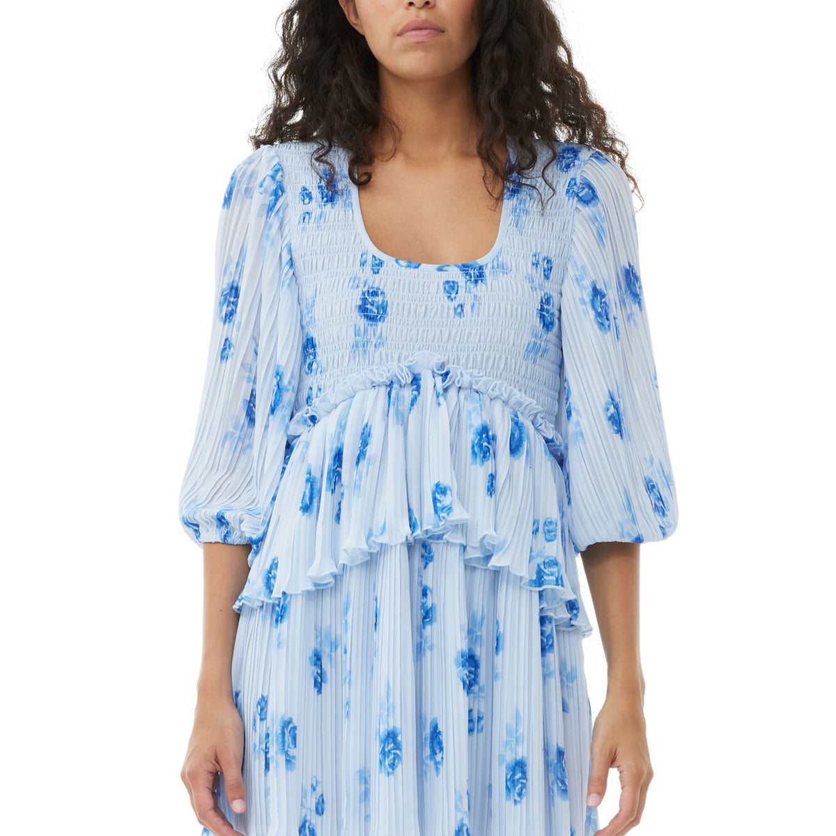 Pleated Georgette Flounce Smock Mini Dress Heather hvit trd Pleated Georgette Flounce Smock Mini Dress Heather hvit trd