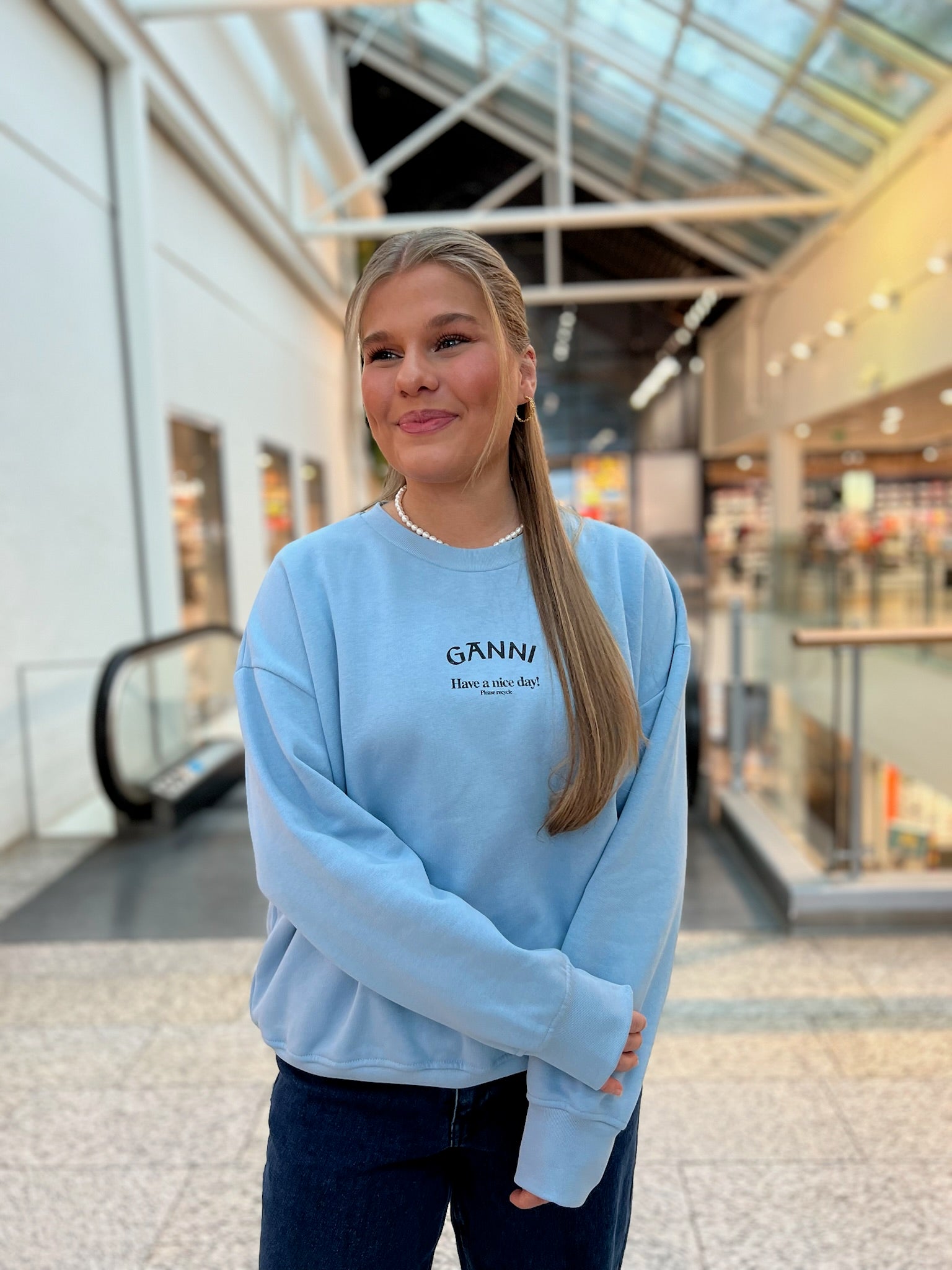 Ganni Isoli Oversized Sweatshirt Placid Blue - hvittrad.no