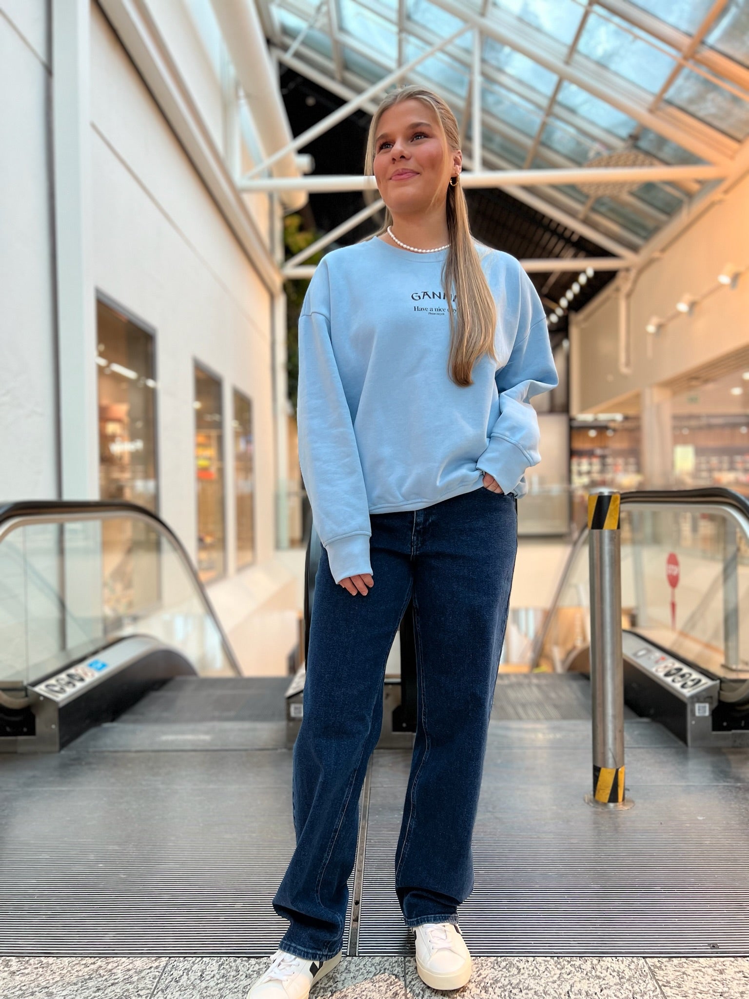 Ganni Isoli Oversized Sweatshirt Placid Blue - hvittrad.no