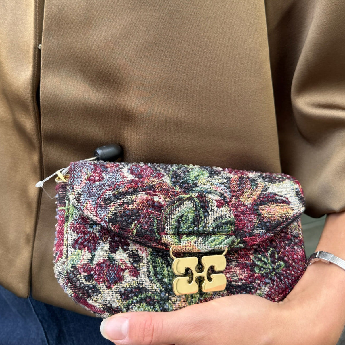 Apo-G Wallet On Chain Tapestry Strass Tawny Port – hvit tråd