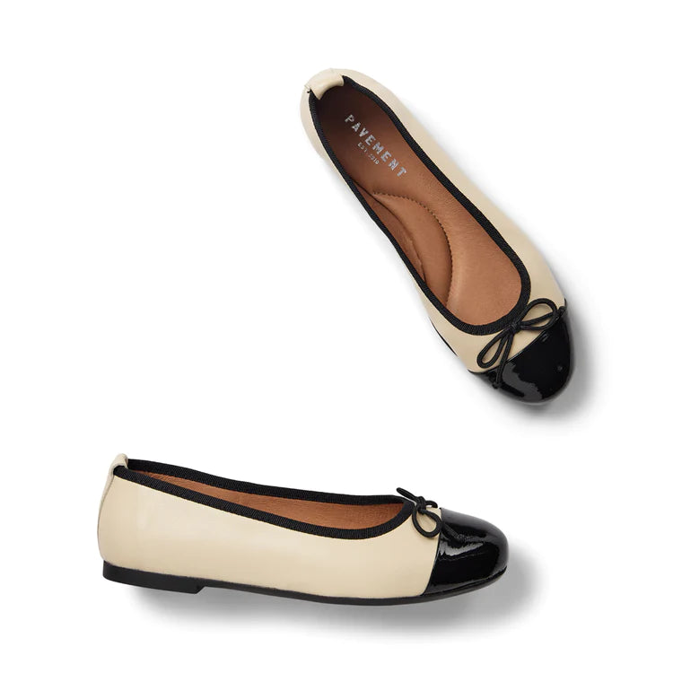 Pavement Lucy Beige/Black Patent - hvittrad.no