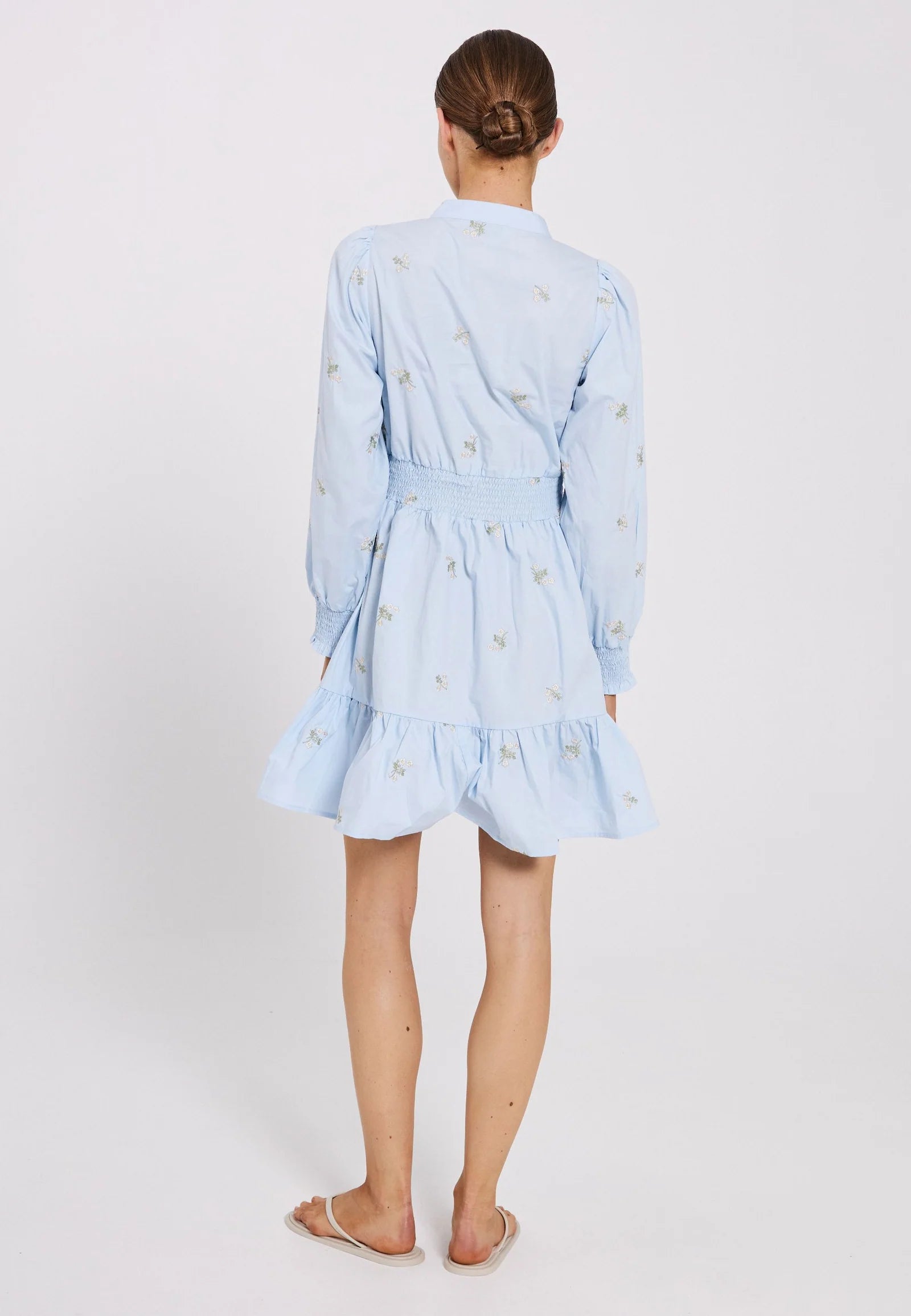 NORR Miluna Embroidery Dress Light Blue W. Embroidery - hvittrad.no