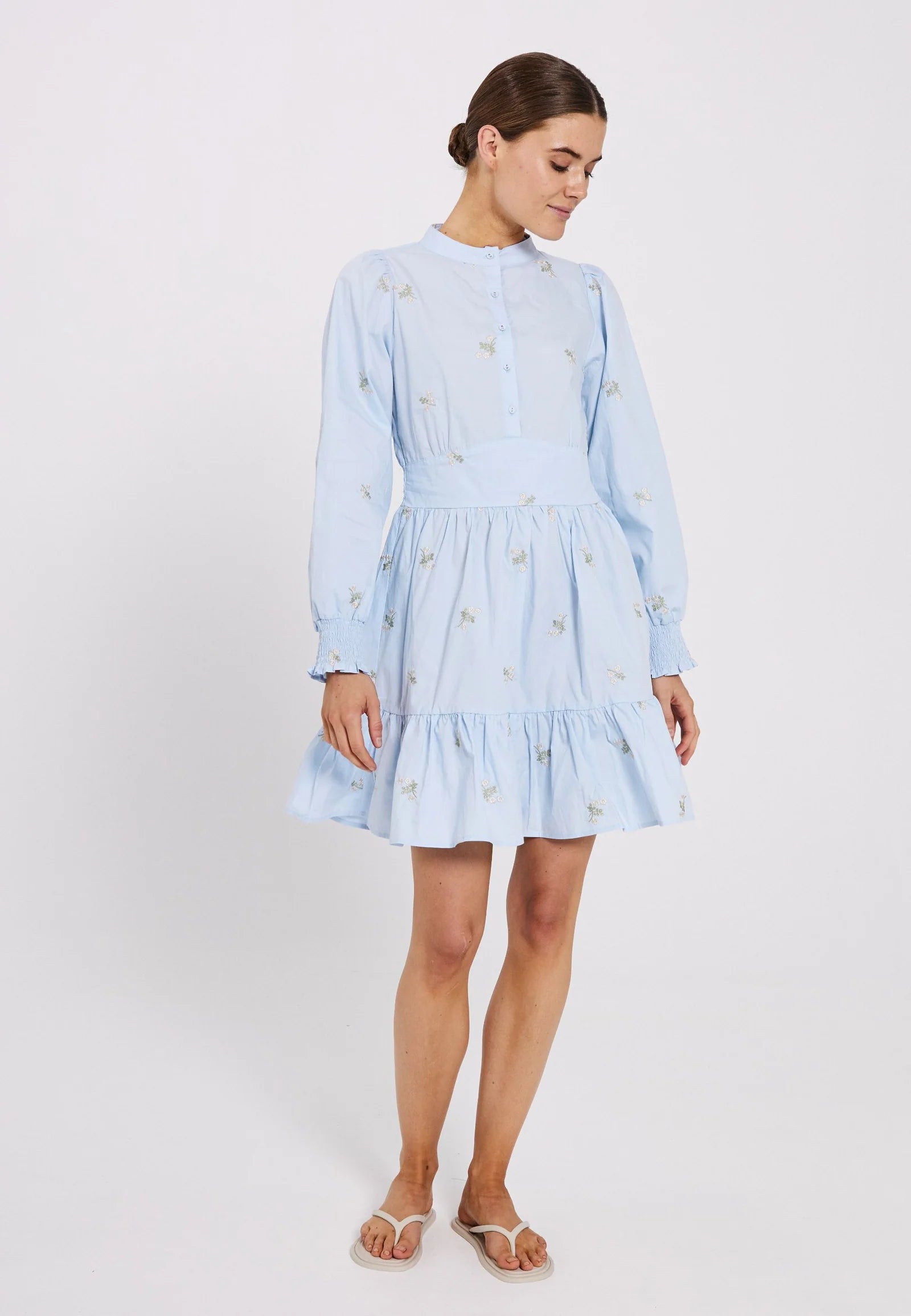 NORR Miluna Embroidery Dress Light Blue W. Embroidery - hvittrad.no