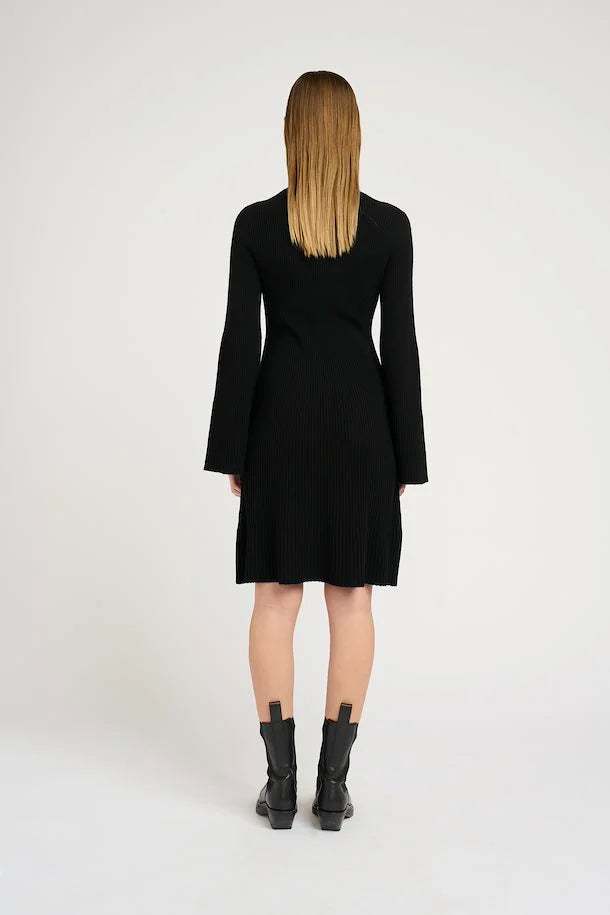 Gestuz AntaliGZ Wool Short Dress Black - hvittrad.no
