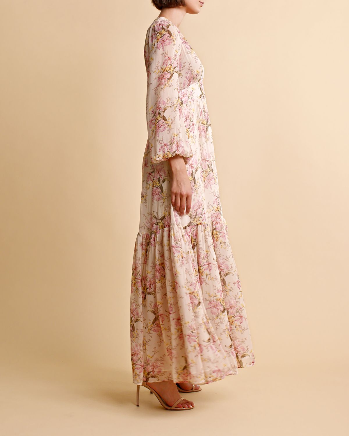 byTiMo Georgette Maxi Dress Vintage Lilies - hvittrad.no