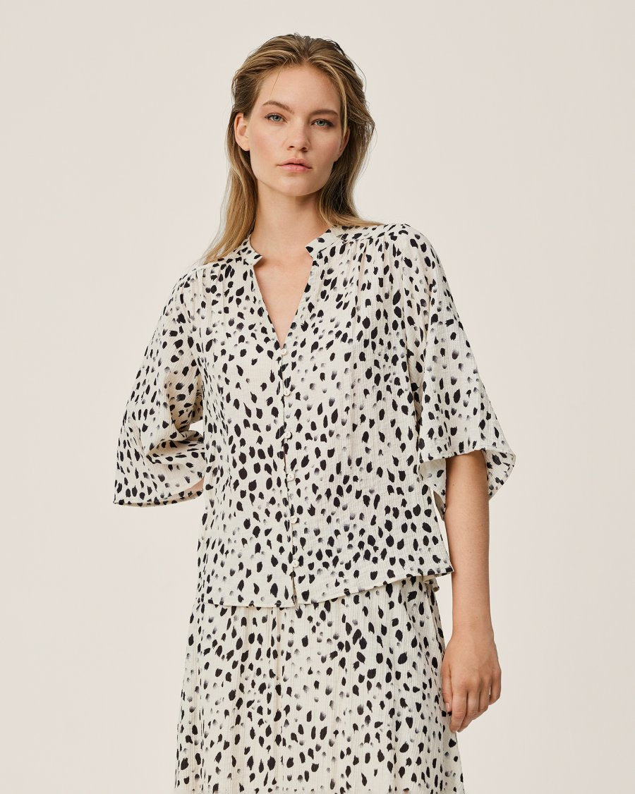 MSCH Copenhagen Angelina Shirt AOP Peyote Dot - hvittrad.no