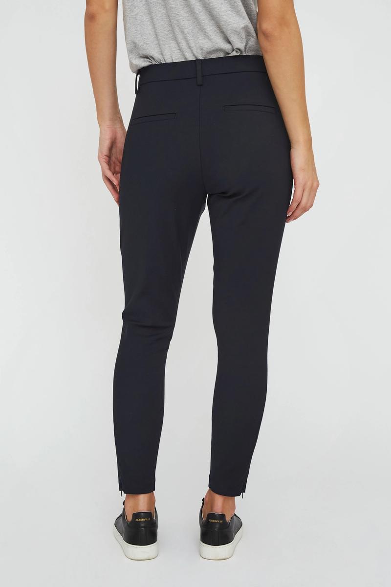 Angelie Zip 238 Navy Jeggin