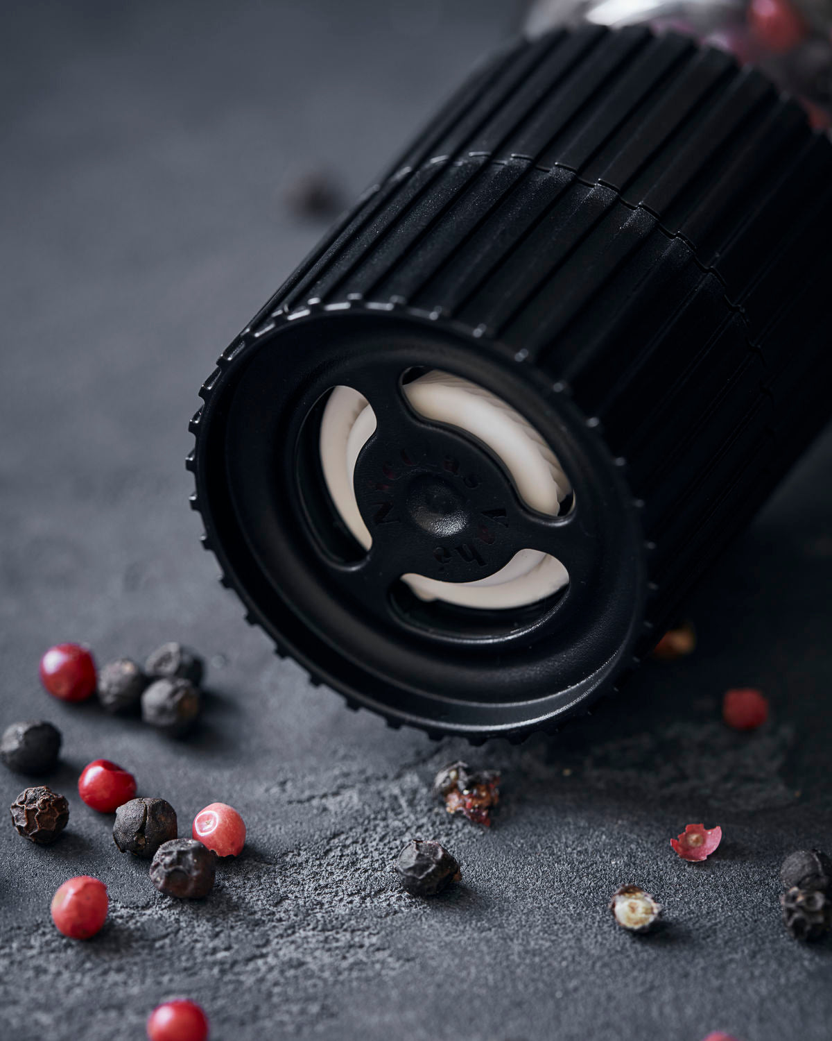Pepper Mix — Black & Pink Peppercorn 140g