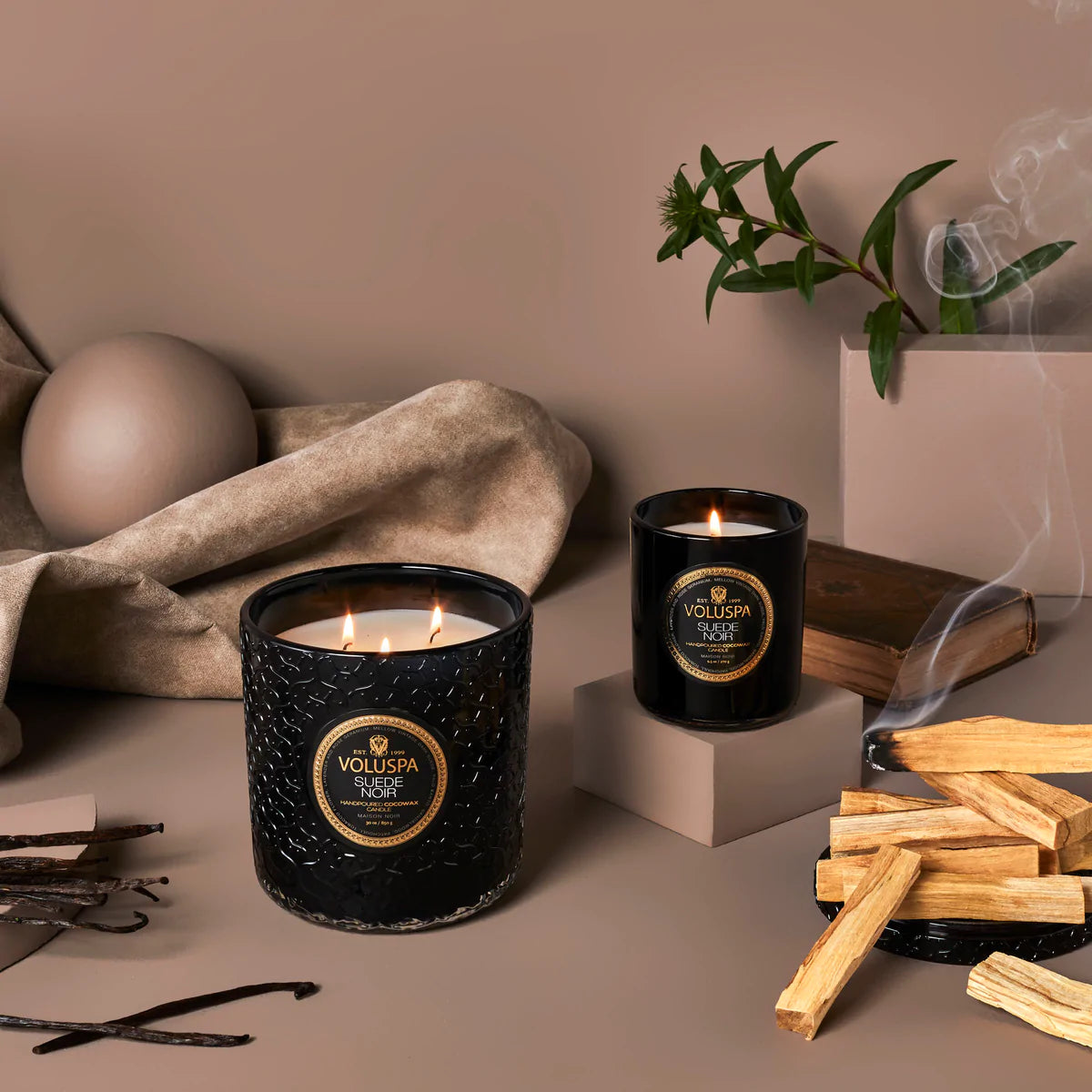 Petite Jar Candle – Suede Noir 127g