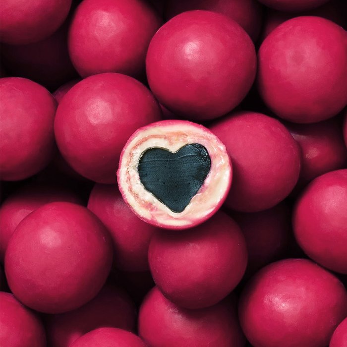 Lakrids by bulow LOVE Strawberry & Cream Small 125g - hvittrad.no
