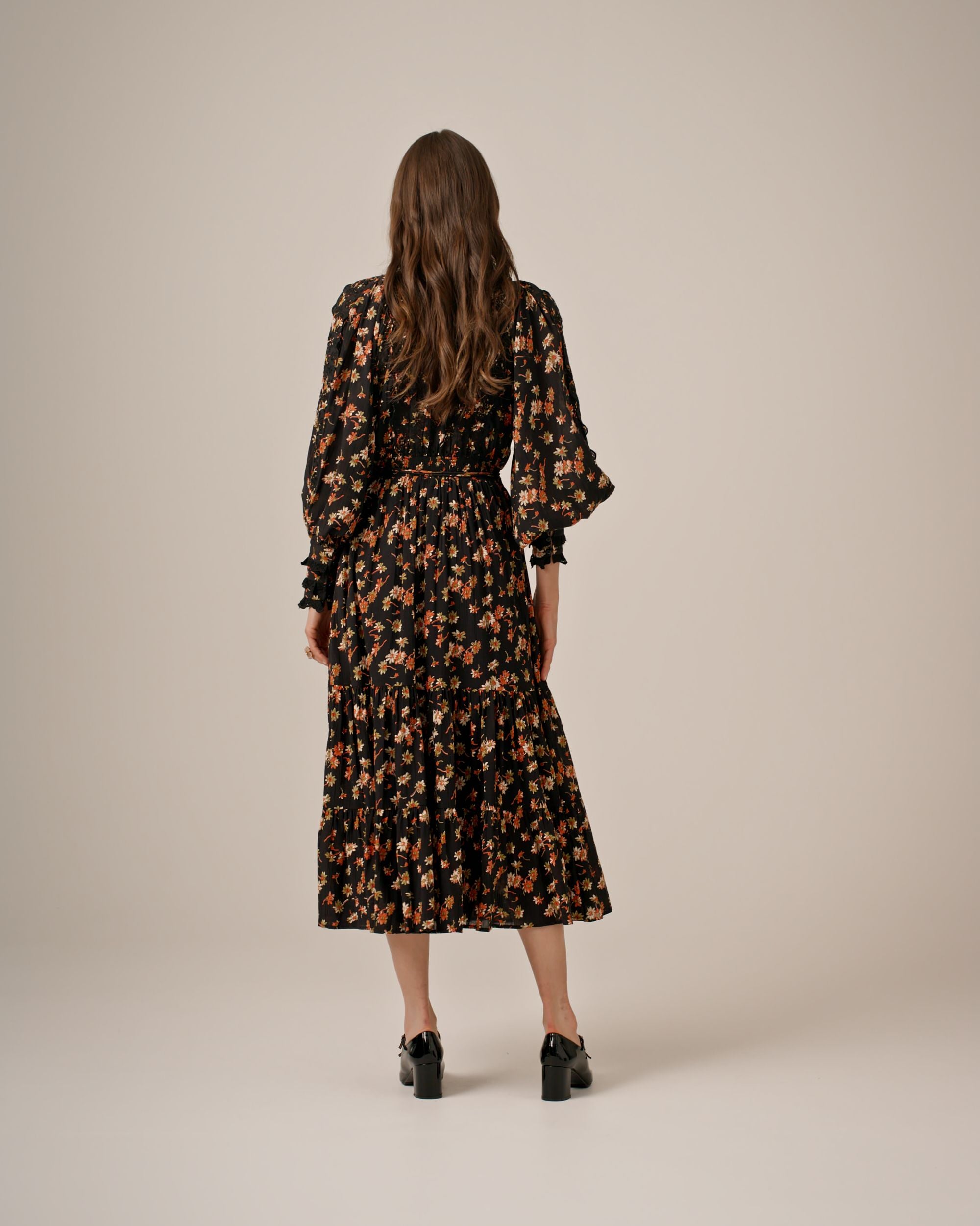 byTiMo Cotton Slub Midi Dress Midnight Daisy - hvittrad.no