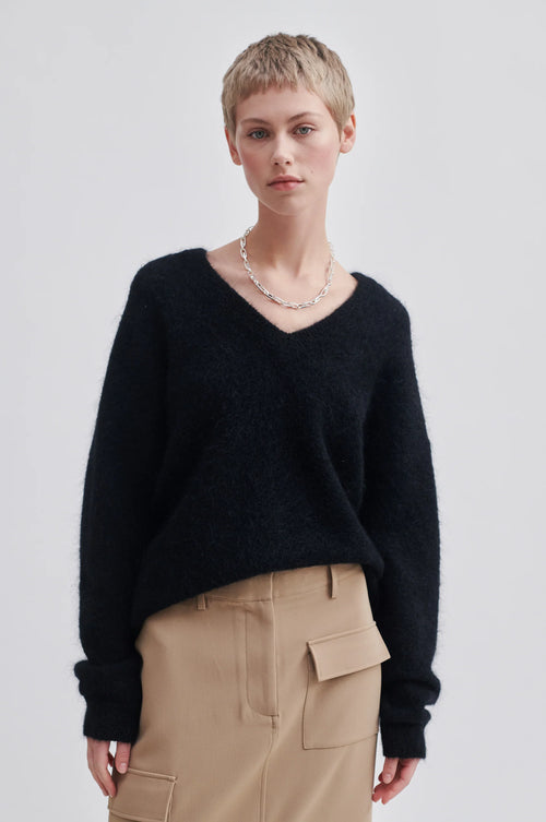 Brook Knit Oversize V-Neck Black
