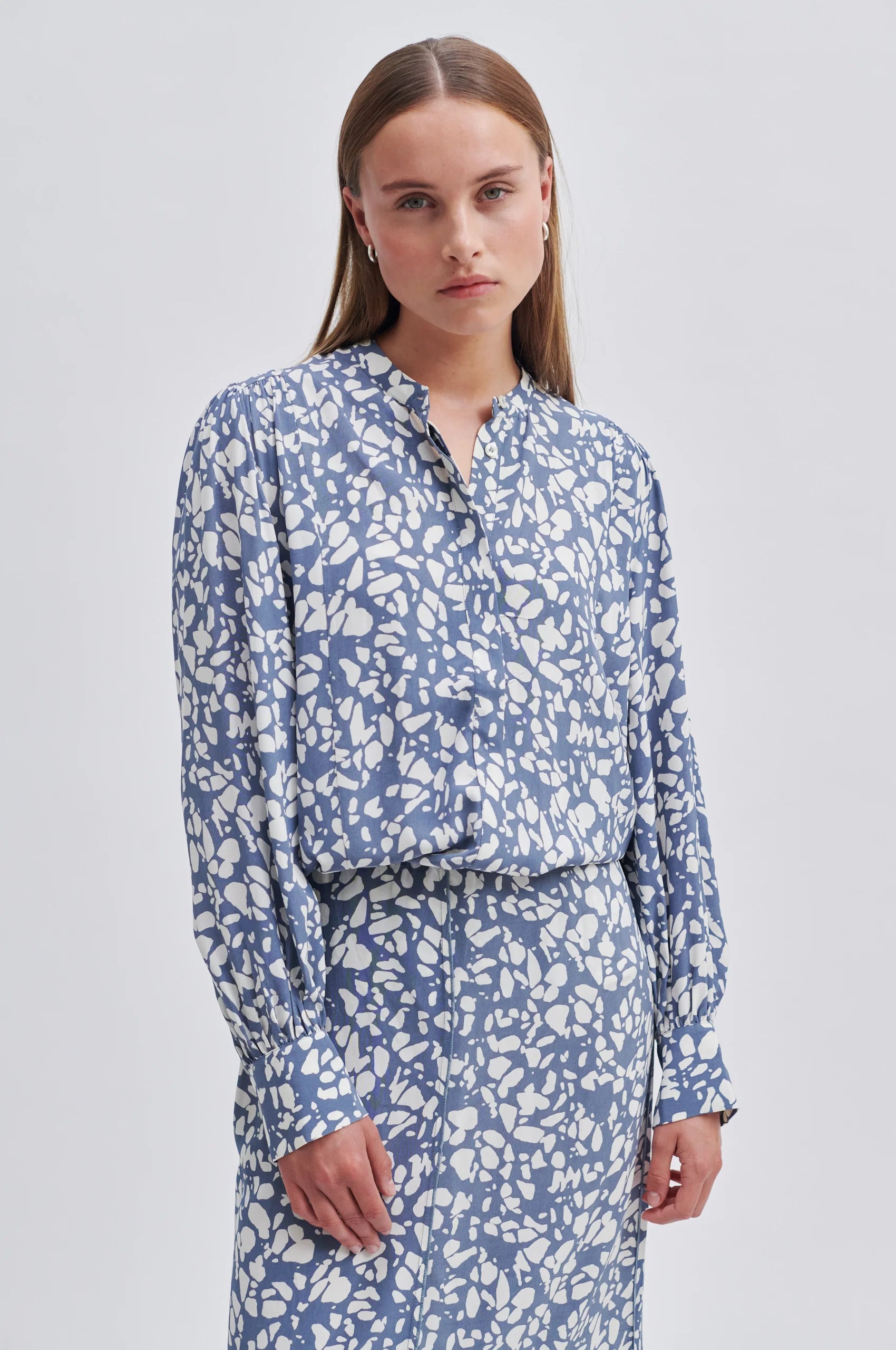 Second Female Jo Shirt Stormy Weather - hvittrad.no