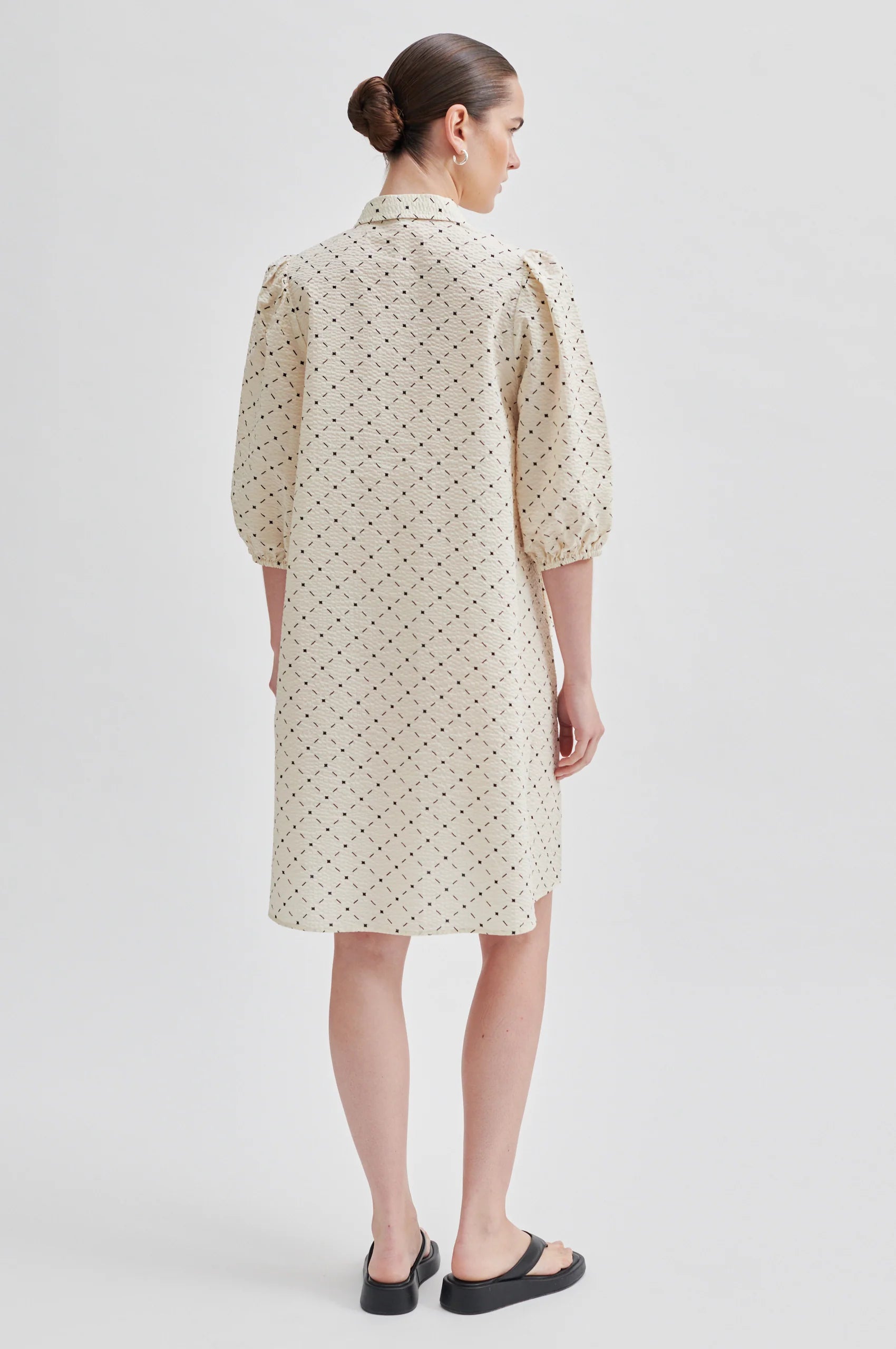 Second Female Esa Dress Pumice Stone - hvittrad.no