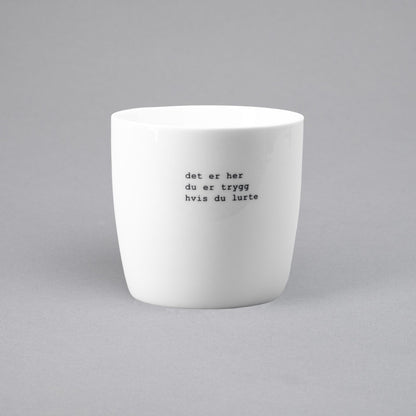 Krus "det er her du er trygg" by Trygve Skaug 300ml