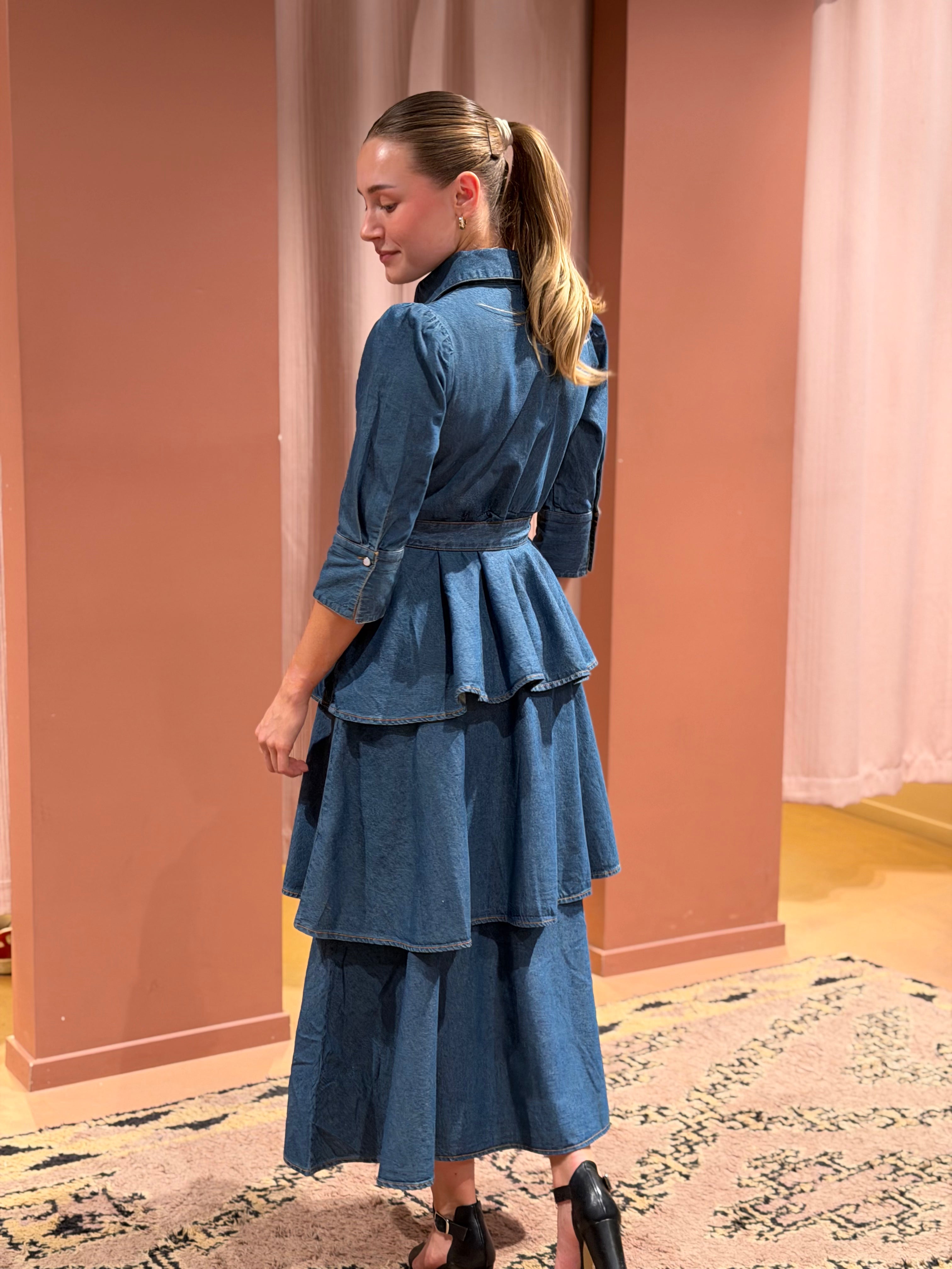 Denim Flounce Dress French Blue hvit trd Denim Flounce Dress French Blue hvit trd