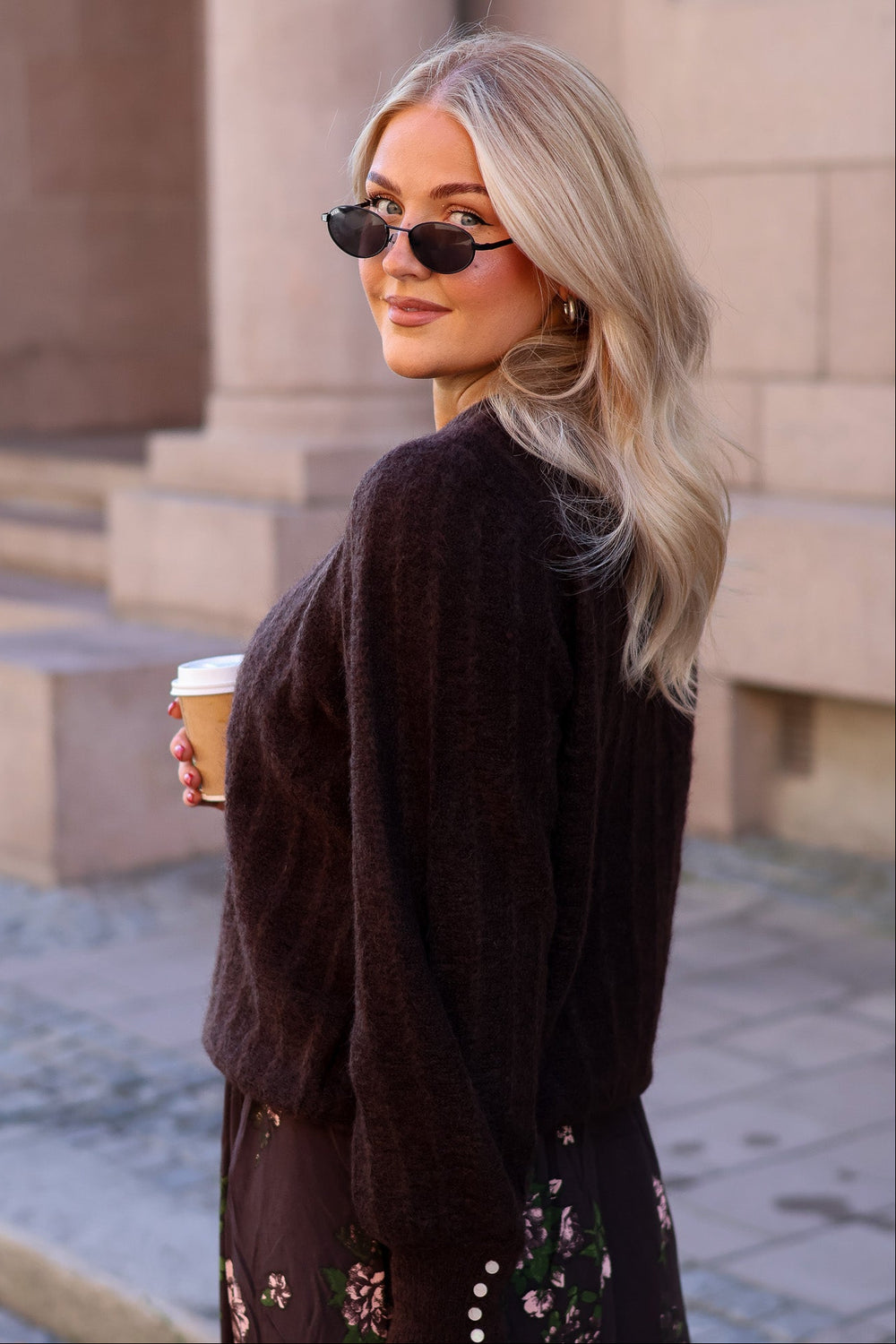 Mira Amalie Pullover Black Coffee