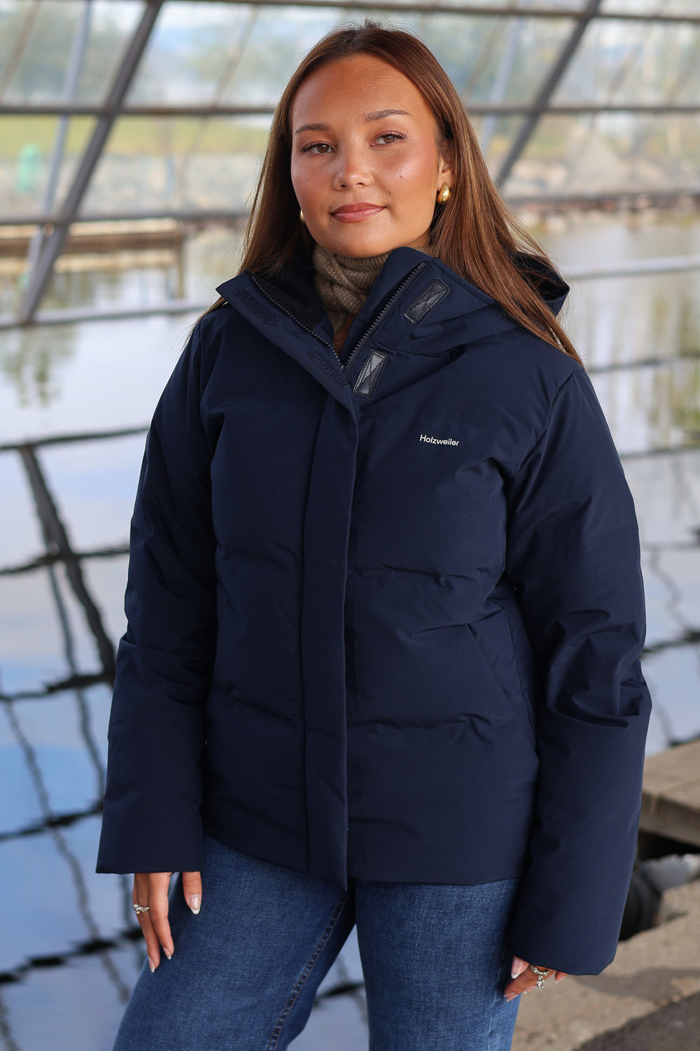 Besseggen Lt. Short Jacket Dk. Navy