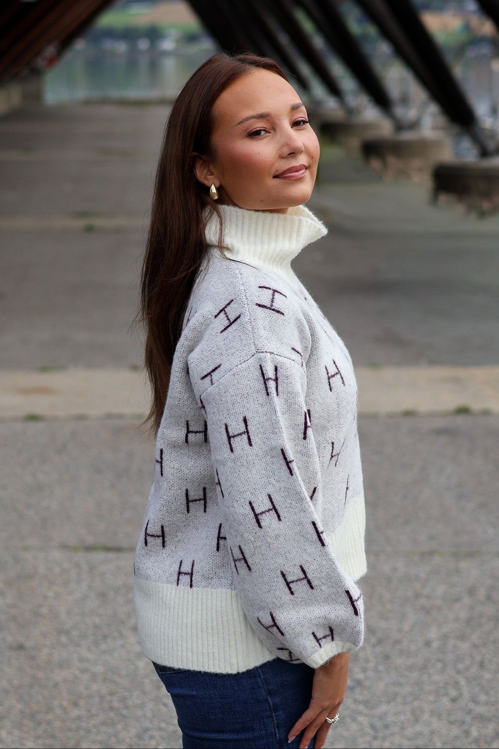 Fam Short Sweater Vanilla Ice