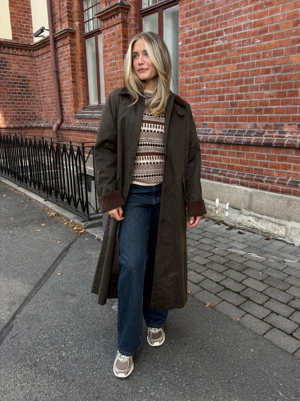 Debbi Coat Brown