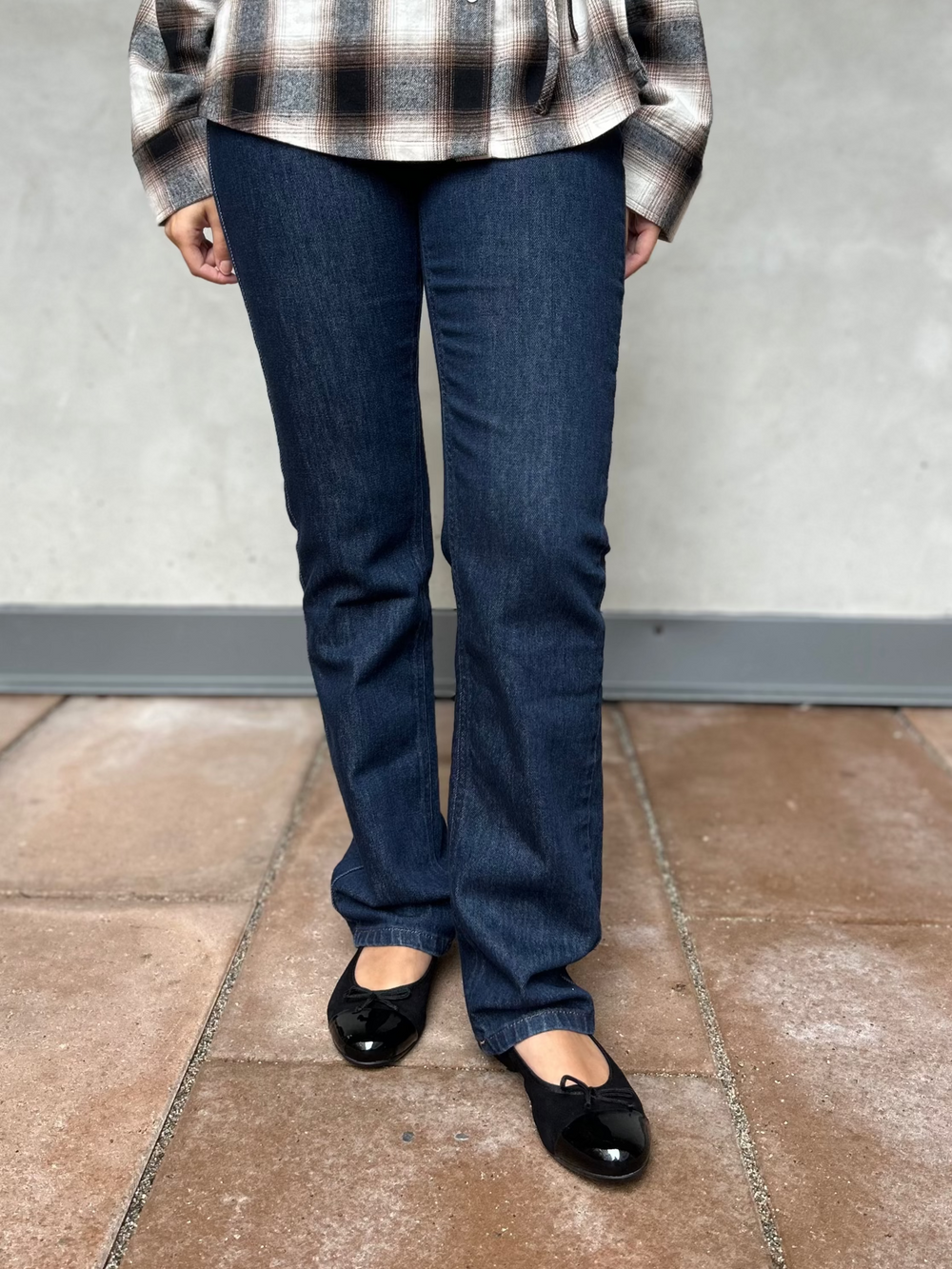 07 The Isa 139 High Straight Dark Blue