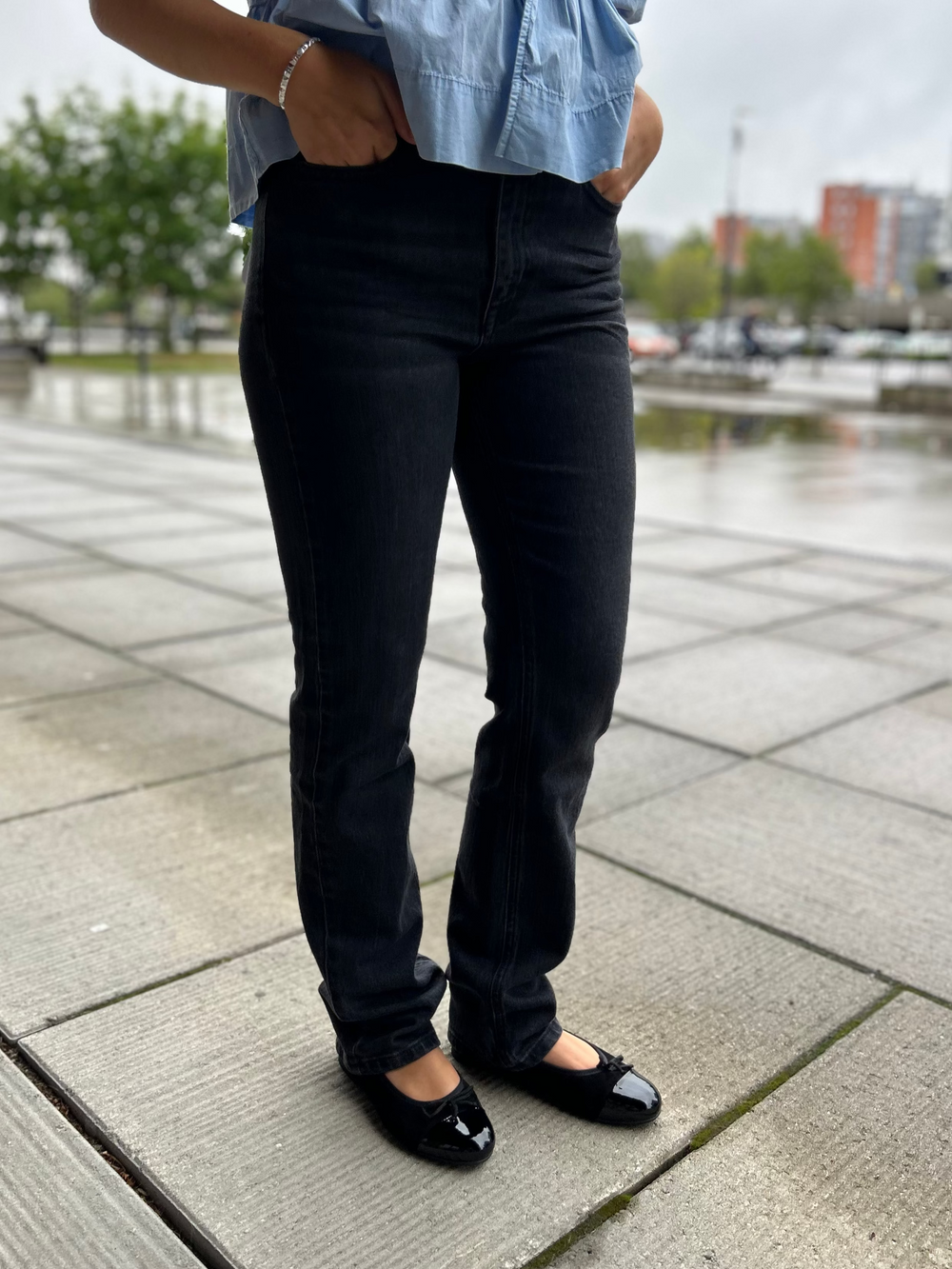 07 The Isa 139 Hight Straight Black Retro Wash