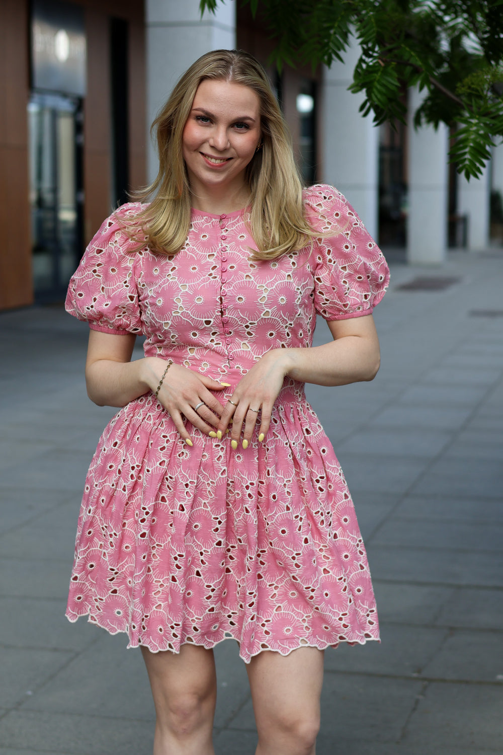 Broderie Anglaise Puffed Dress