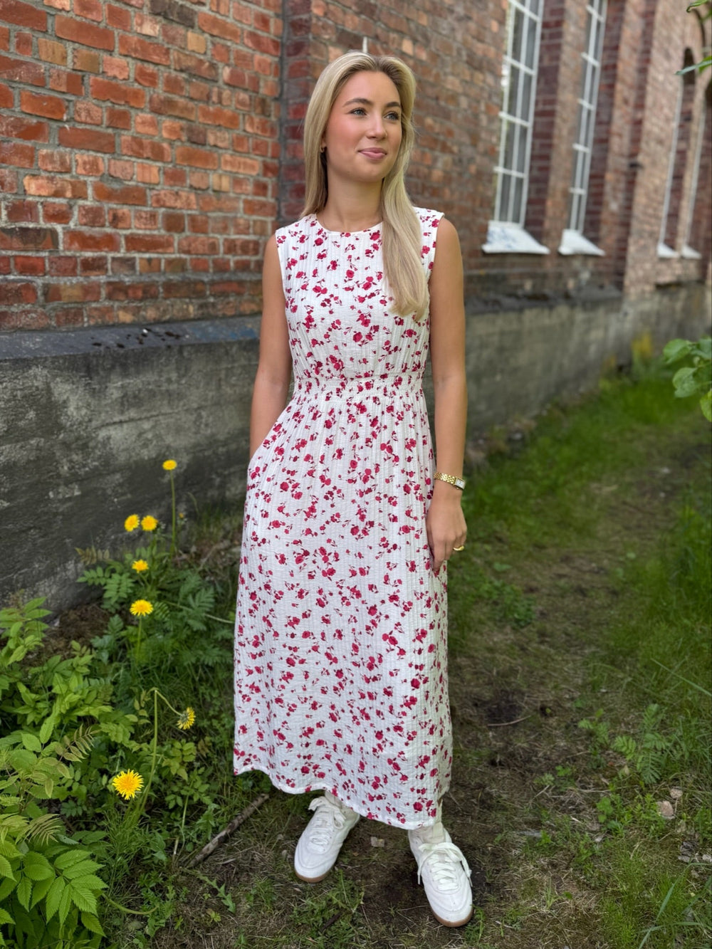 MSCHFalisha SL Dress AOP Rose Red Flower