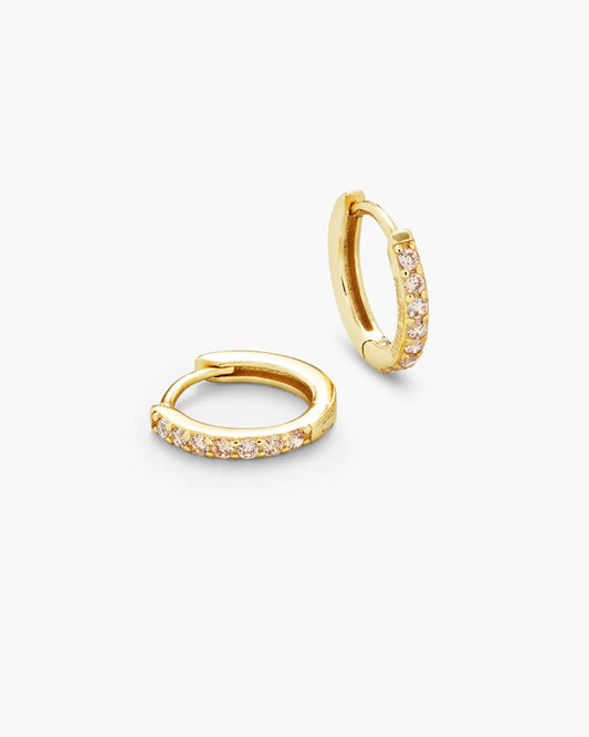 Philippa Studios Pave Hoops Champagne Medium Gold - hvittrad.no