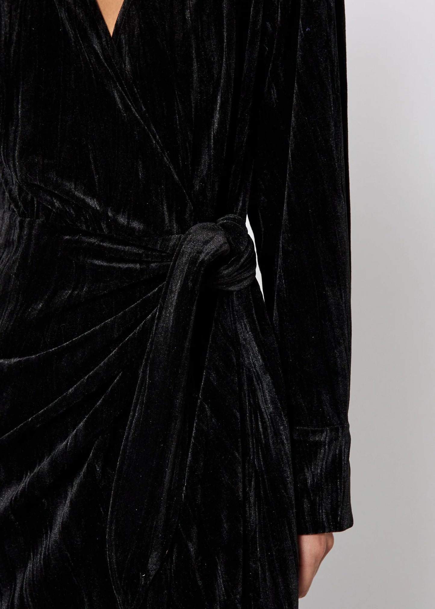 Velvetta Wrap Dress Black