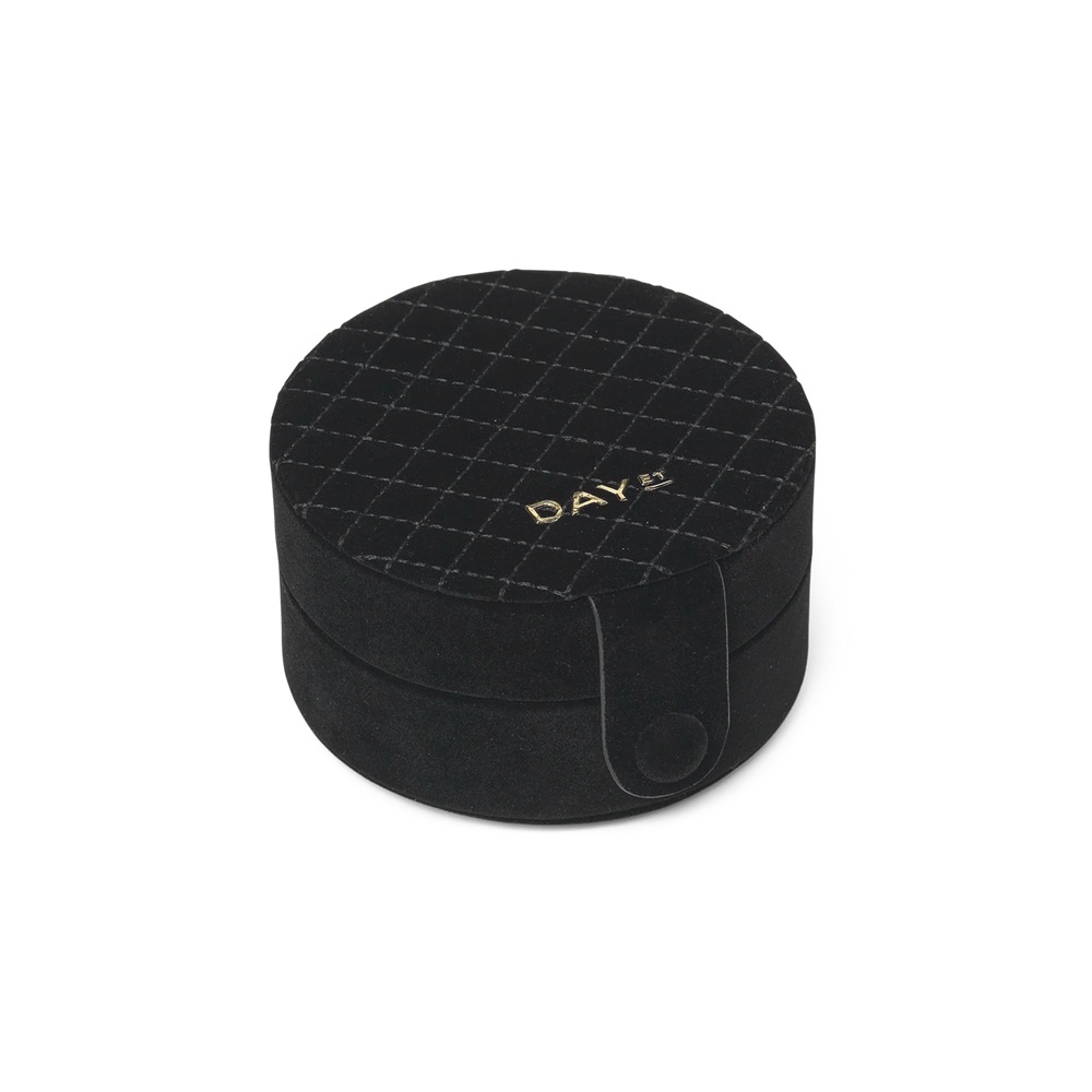 Day Q Jewelry Round Black