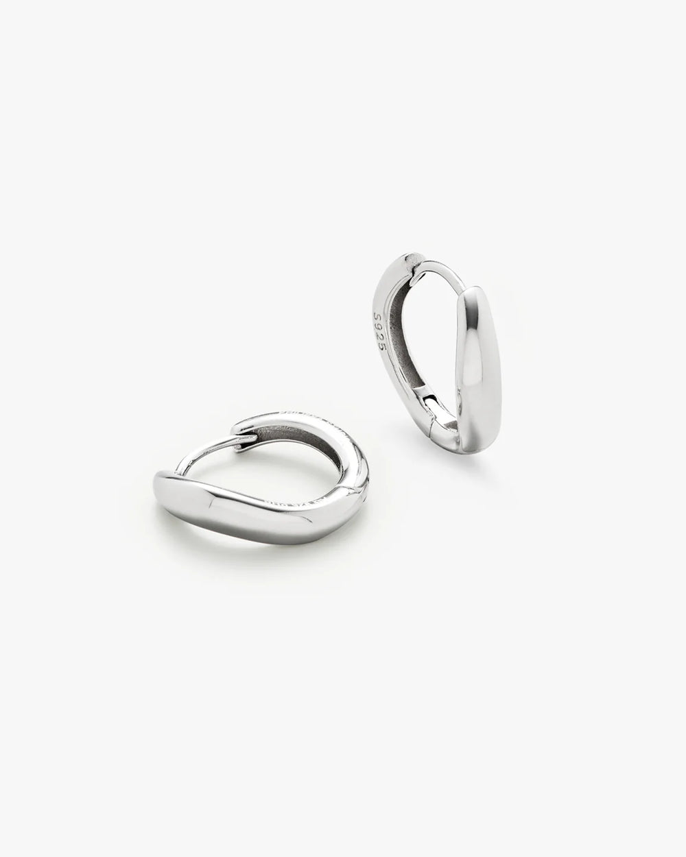 Wave Hoops Medium Silver