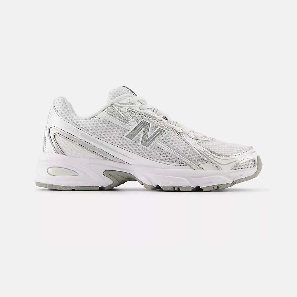 U740 White Silver Metallic