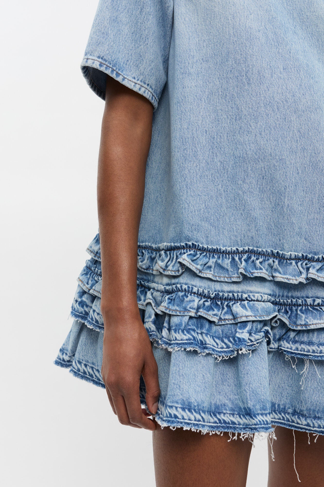 Ganni ■Soft Rigid Denim Open Back Frill Mini Dr - Sky Blue Ganni Soft Rigid Denim Open Back Dress Light Blue Stone