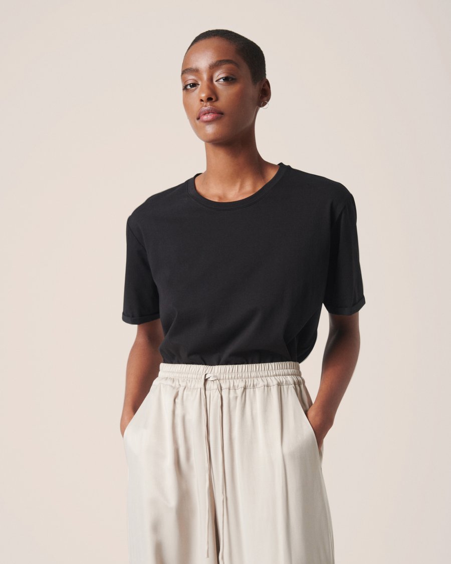 Terina Organic Tee Black